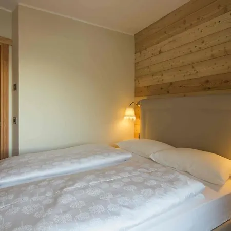 Aspen 4*